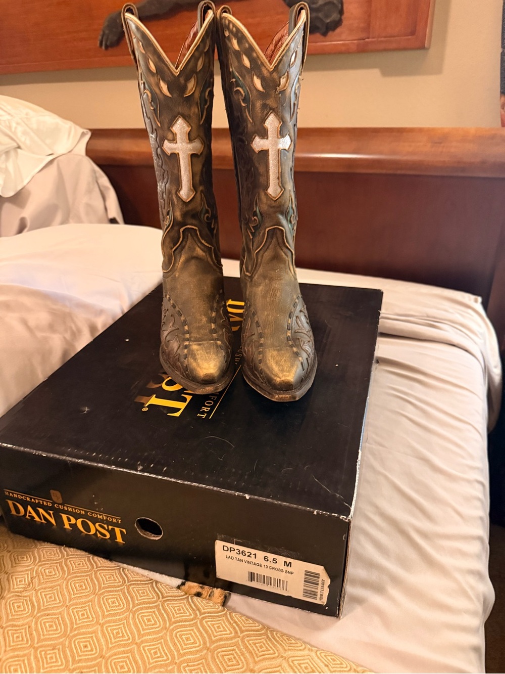 Dan Post 6.5 M Brown Leather Western Boots with Cream Cross Appliqué
